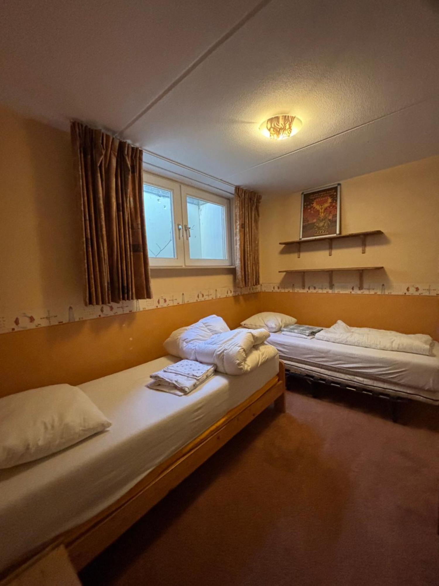Vakantiehuis Petrarca プッテン エクステリア 写真