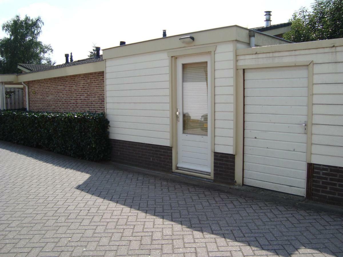Vakantiehuis Petrarca プッテン エクステリア 写真
